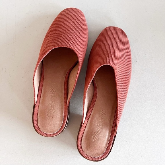 Madewell The Alicia Mule in Corduroy Suede in Rust Brick - Picture 3 of 11